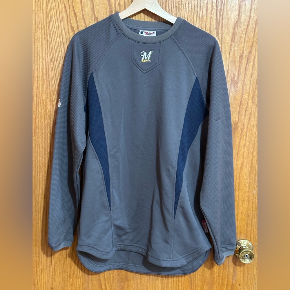 Majestic Milwaukee Brewers‎ men’s sz small Gray and Navy Pullover(AC)